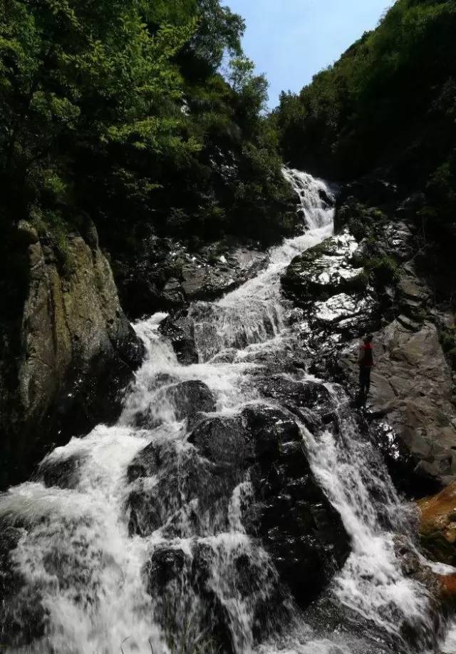 起风了,常宁那些奇美的山峰,峡谷,是时候去爬一爬,走一走了!